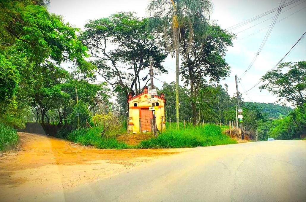Chacara Atibaia Com Casa Na Arvore Экстерьер фото